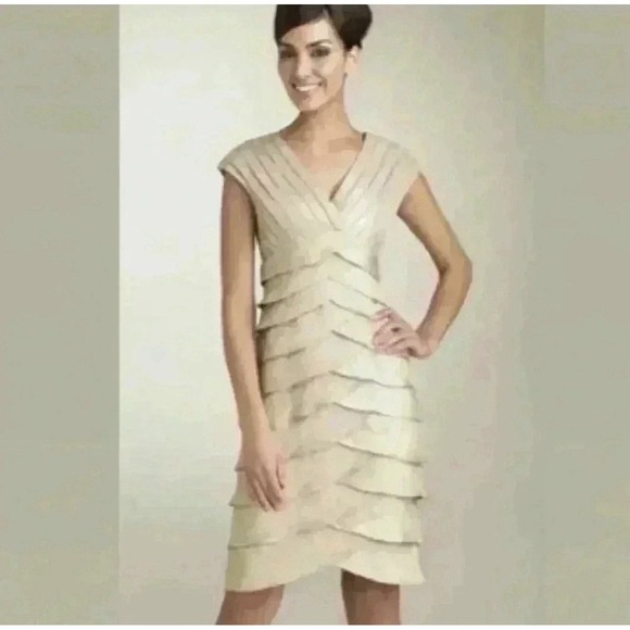 Adriana Papell  Women's 8 Gold Mother Of The Bride Christmas Cocktail Dress - Picture 1 of 10